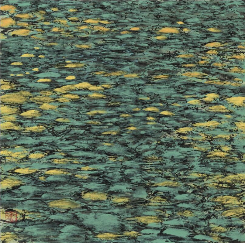 Abstract ink painting of water surface with scattered golden reflections, forming fragmented light patterns across a green-toned perceptual field.