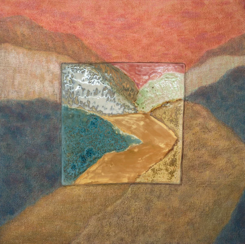 ceramic fragment embedded in mixed media surface with linen texture, landscape abstraction, warm earthy tones, square composition 陶片を埋め込んだミクストメディア作品、リネンの質感、風景的抽象、暖色系トーン、正方形構図