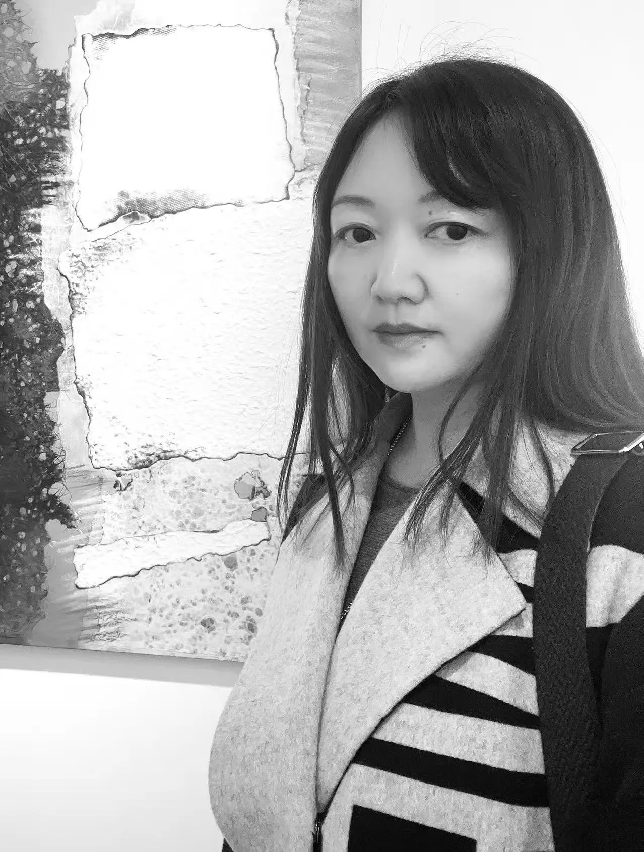 Artist-Wang-Xiaorong-portrait-2